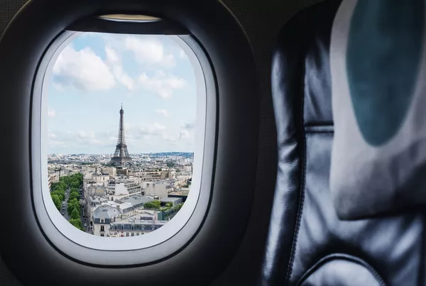 How long is the flight from Montreal to Paris?